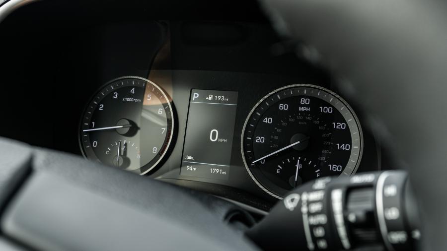 Панель приборов Hyundai Tucson (TL) 2018 года  (NA) (фото 14 из 27)